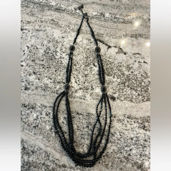 Costume jewelry necklace - Picture 2 of 6